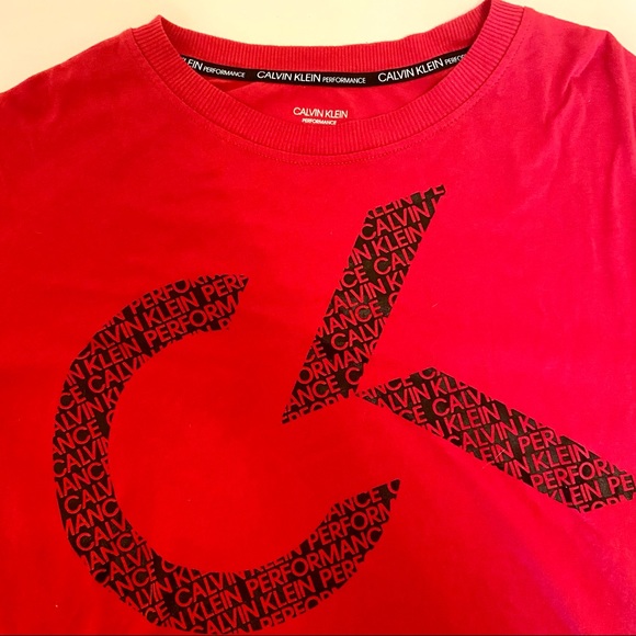 Calvin Klein Performance Crop Top - Picture 4 of 5